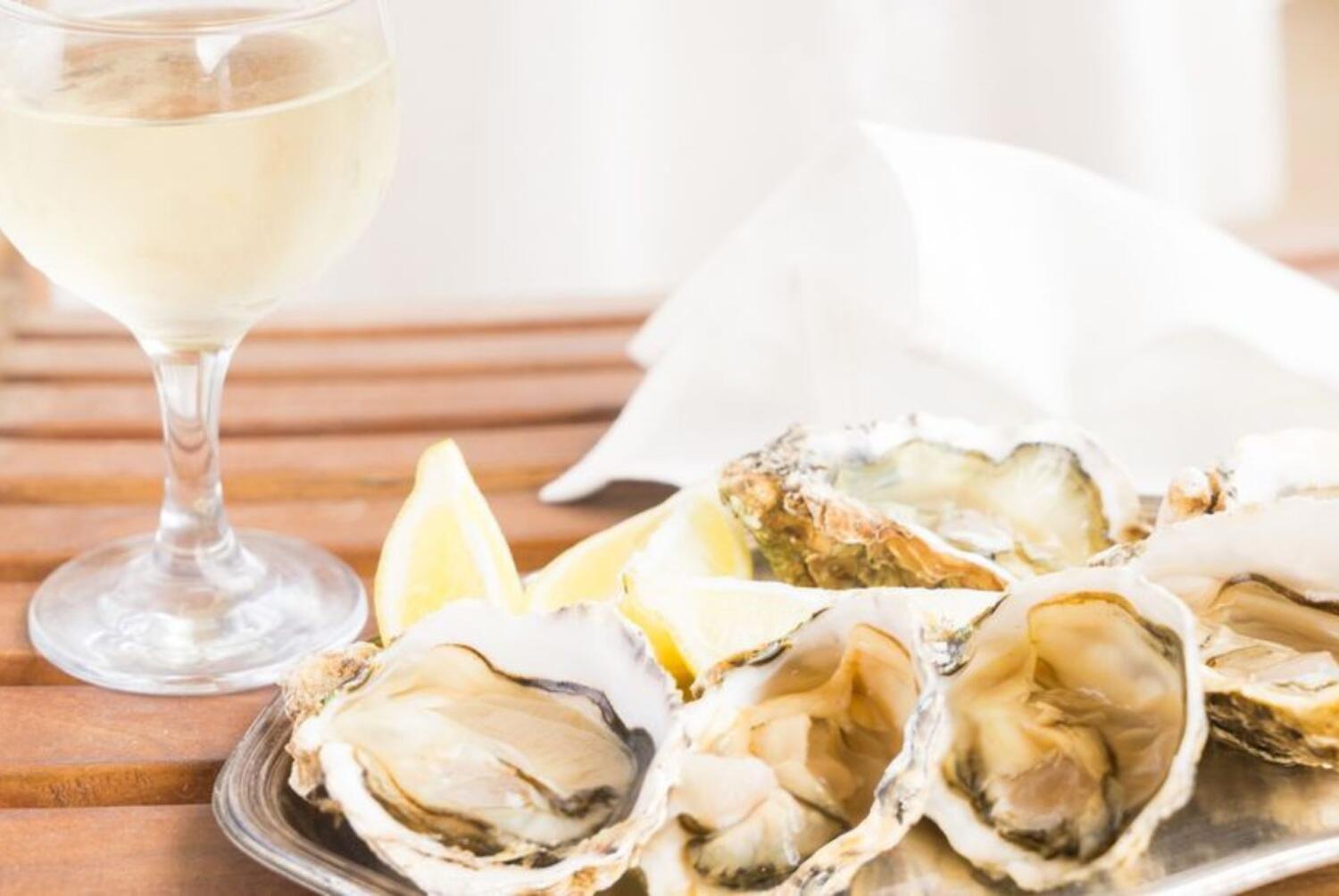 Apéritif de fin d’année &amp; caveau-bar à huîtres  – Cave J-D Coeytaux