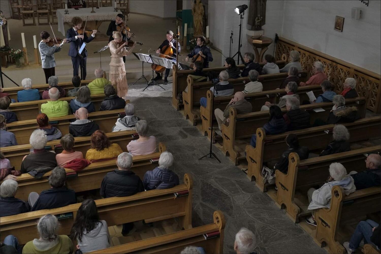 Concert Charlie Chaplin à Gimel – Ensemble à cordes Léman Virtuosi